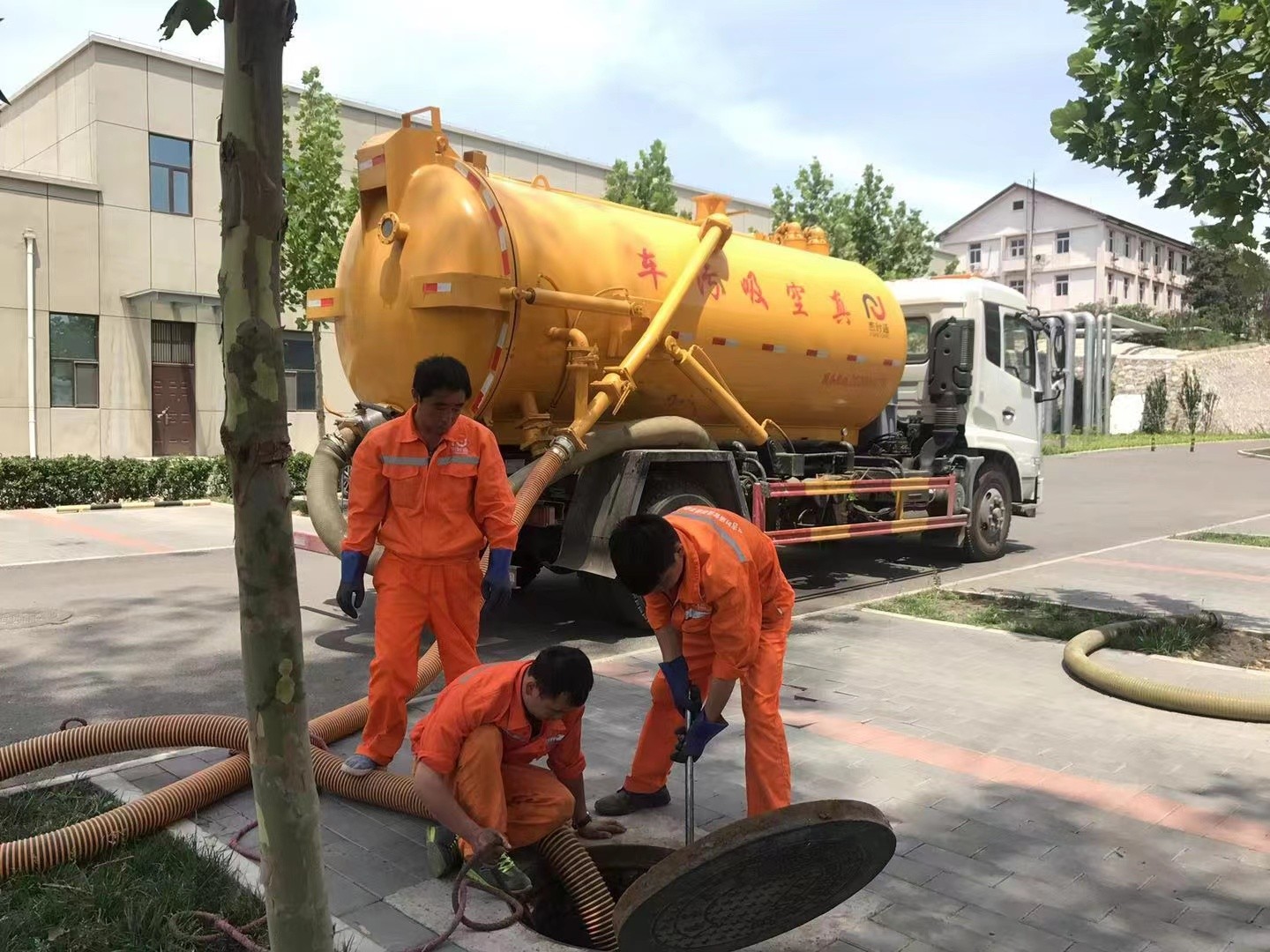 社旗县化粪池清理与5-8吨吸粪车施工效率分析